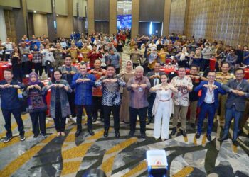 Buka Indonesia Marketing Festival 2023 Sumsel, HD Diberikan Gelar Gubernur Bima Sena