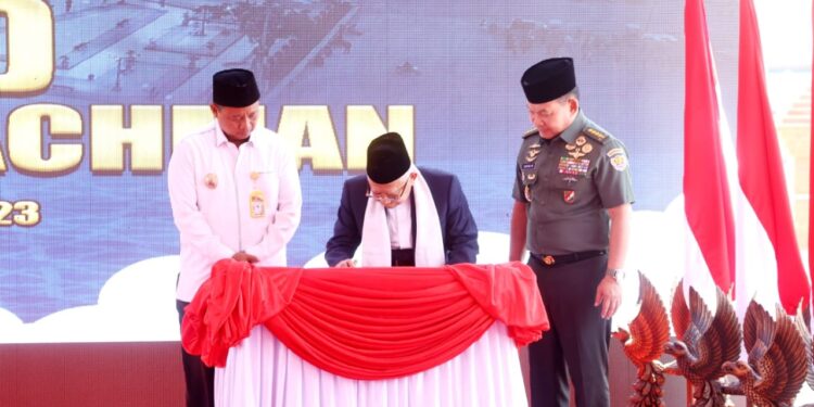 MUI dan DPR Apresiasi KSAD Jenderal Dudung Bangun Mesjid Syarif Abdurahman Cirebon