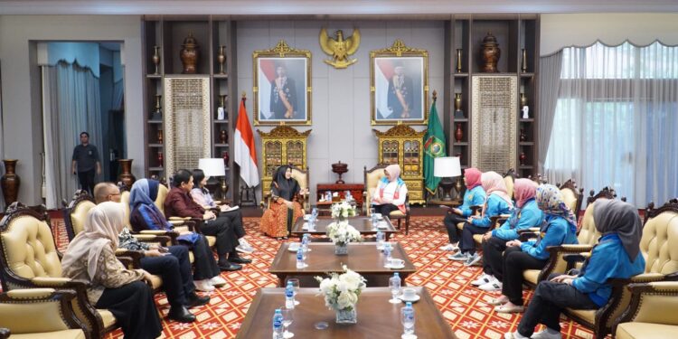 Pj Ketua TP PKK Sumsel Tyas Fatoni Harapkan Tim Senam Kreasi Sumsel Juara di Tingkat Nasional 2023