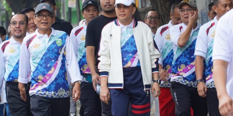 Semarak HUT KORPRI 2023, Pj Gubernur Sumsel Lepas Peserta Jalan Santai Bersama