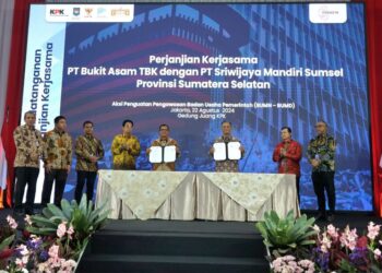 Pj. Elen Setiadi Tandatangani Perjanjian Kerjasama BUMN dan BUMD pada Sektor Pertambangan dan Pengelolaan Sampah