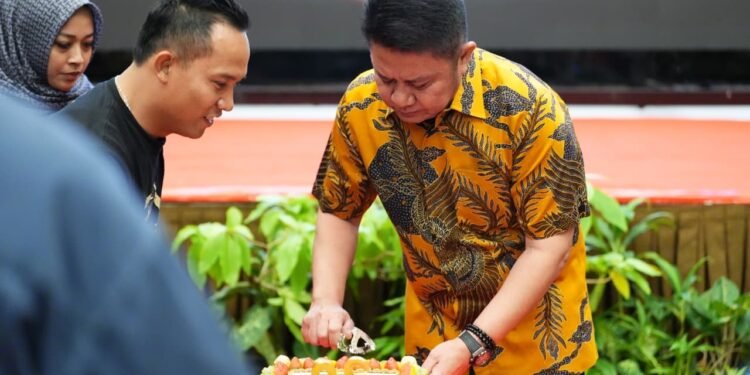 Pengabdian Jadi Kunci, Herman Deru Ajak Alumni DREGS 2006 Beri Teladan bagi Masyarakat