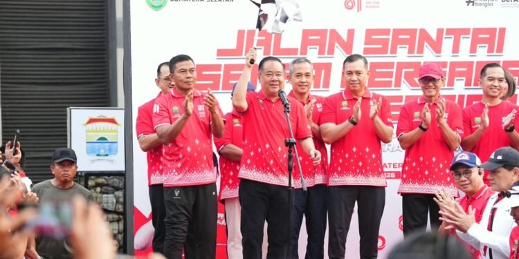 Ribuan ASN Sumsel Meriahkan Jalan Santai HUT RI ke-81, Herman Deru Ajak Isi Kemerdekaan dengan Semangat